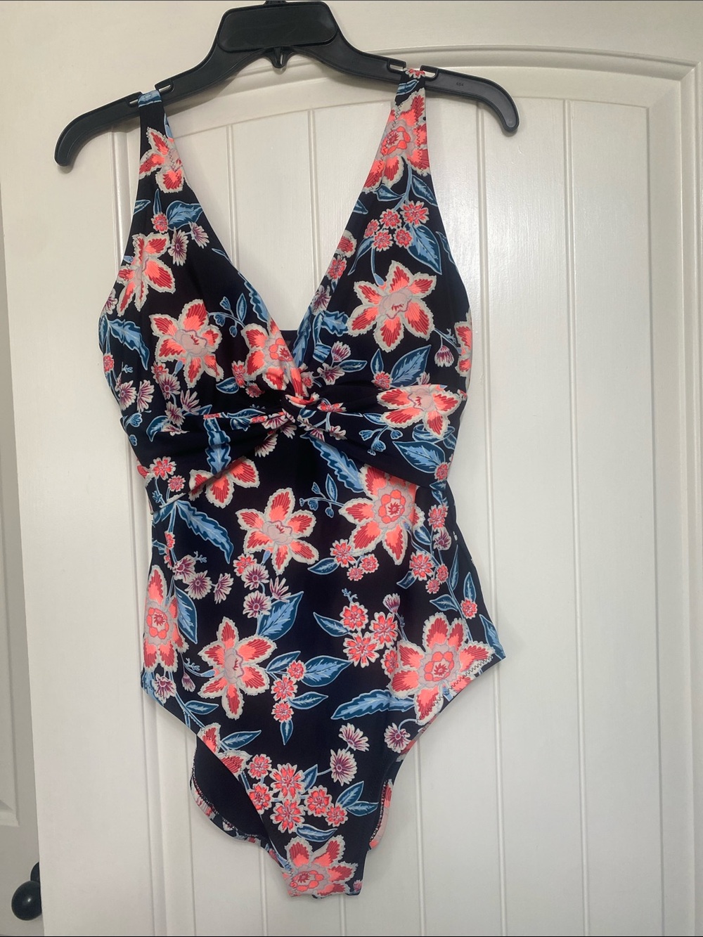 Old Navy One-Piece Swim size Large